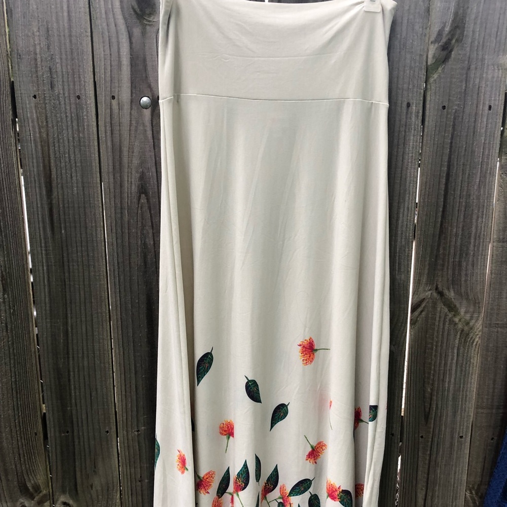 LuLa Roe Maxi Skirt